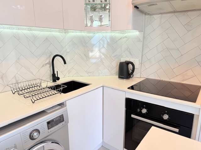 1 Bedroom Property for Sale in Waves Edge Western Cape
